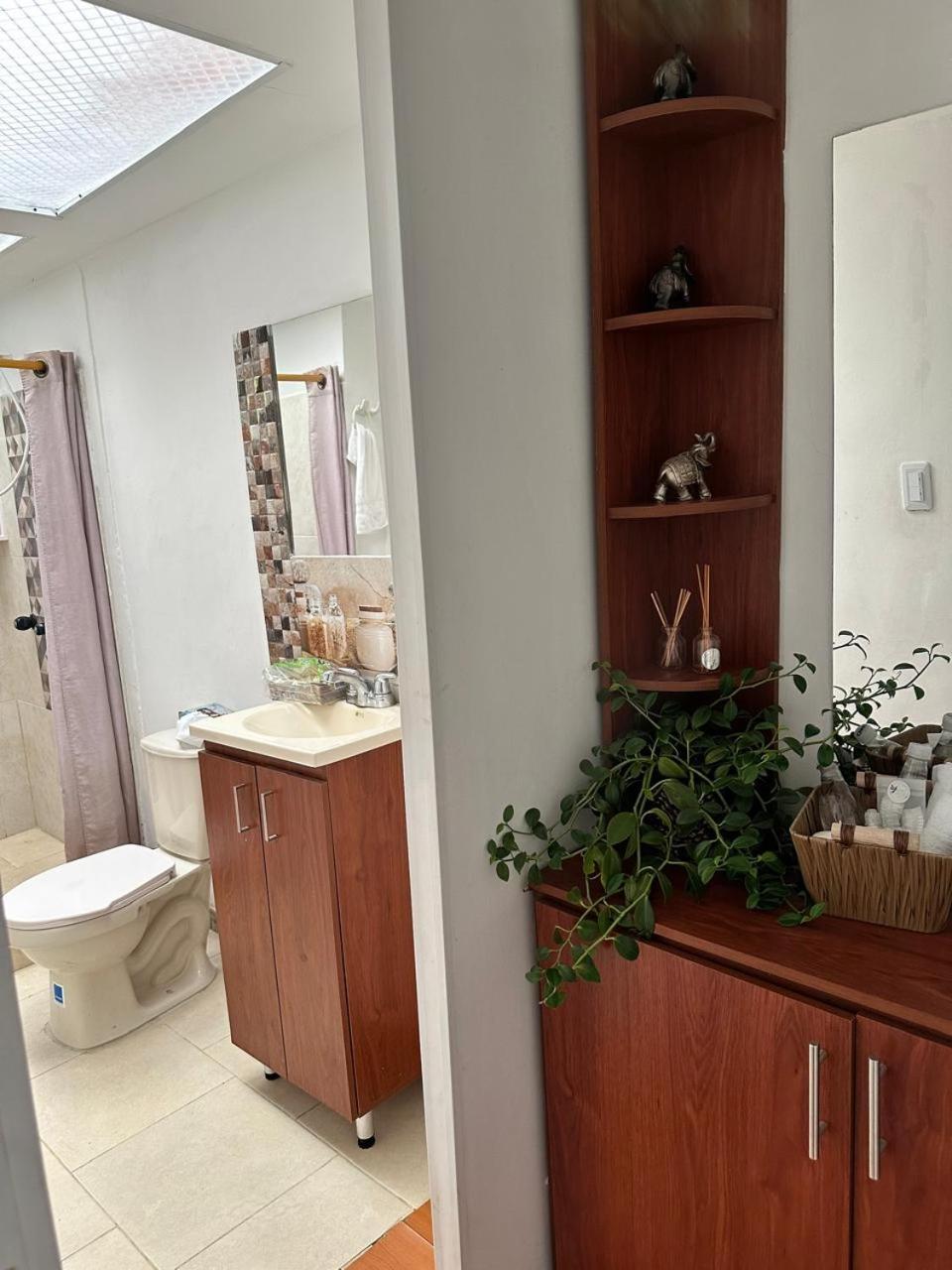לינה וארוחת בוקר סנטה רוזה דה כבאל El Refugio Del Colibri מראה חיצוני תמונה